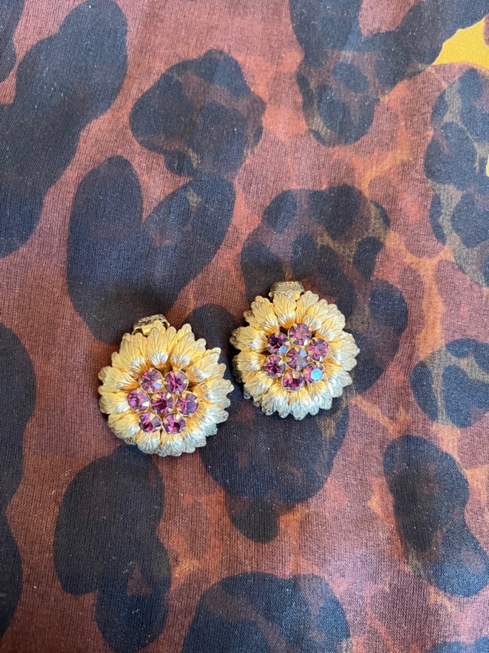 Napier vintage clip on earrings
